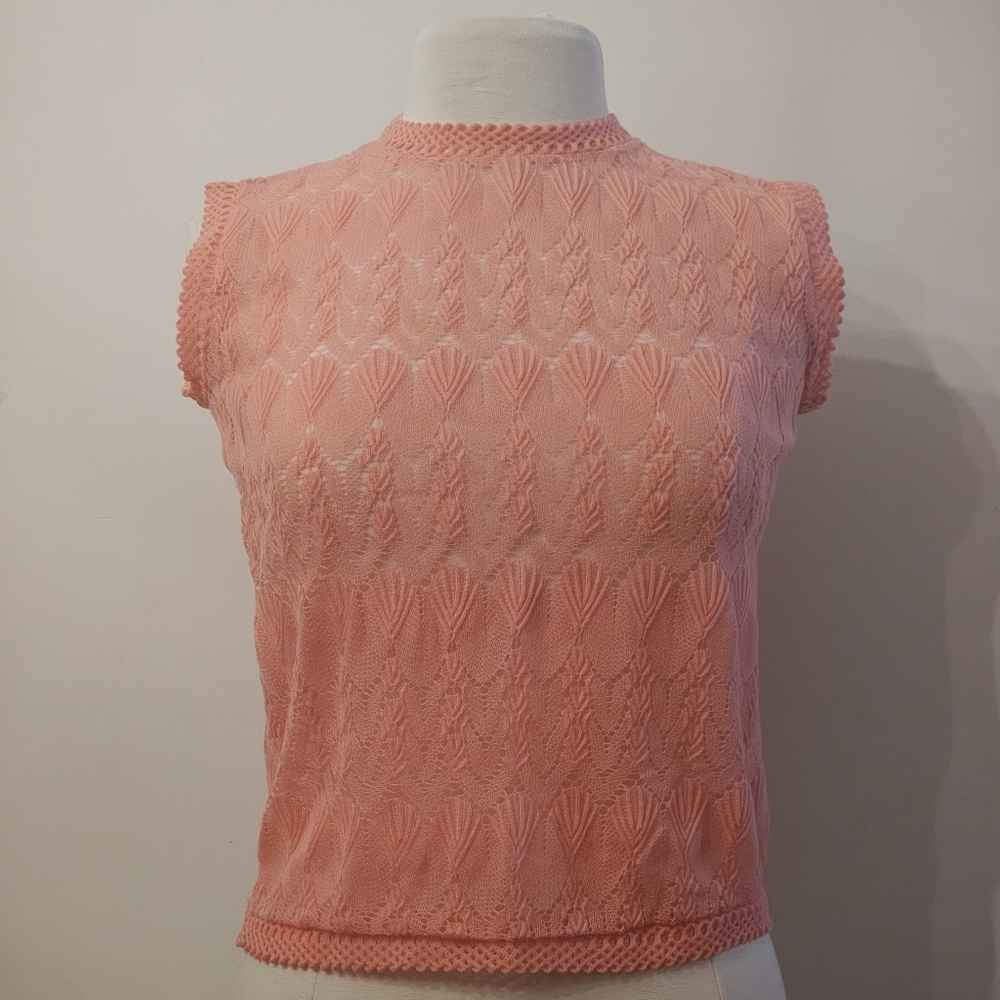 1960s Vintage Acrylic Sleeveless Pink Knit Shell Top